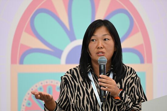 KAZANFORUM 2023. Female Entrepreneur: The Balance of Family and Business