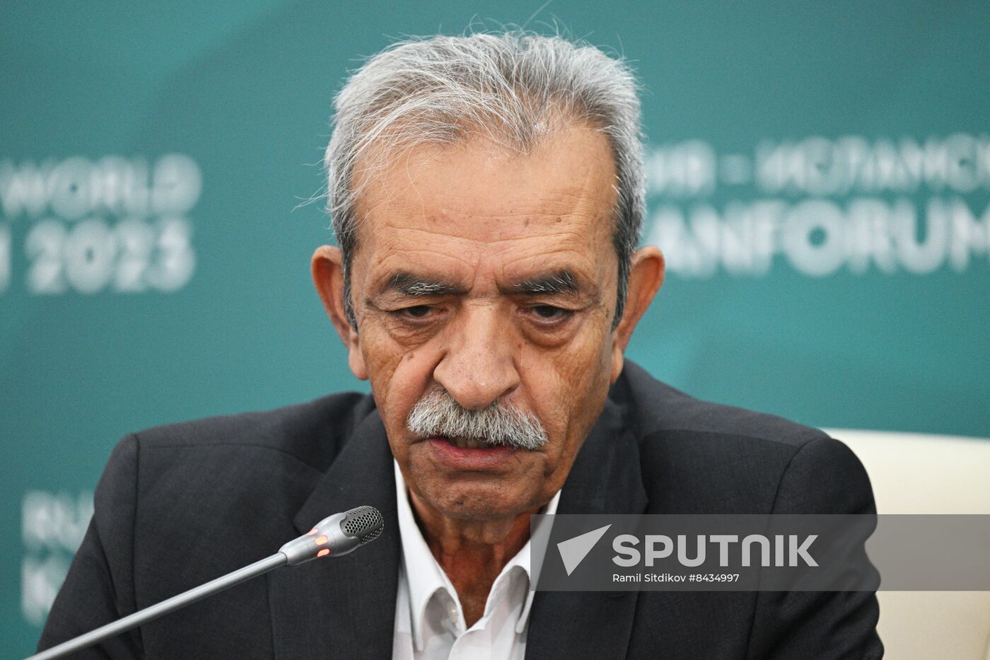 KAZANFORUM 2023. News conference following panel session of OIC chambers of commerce and industry