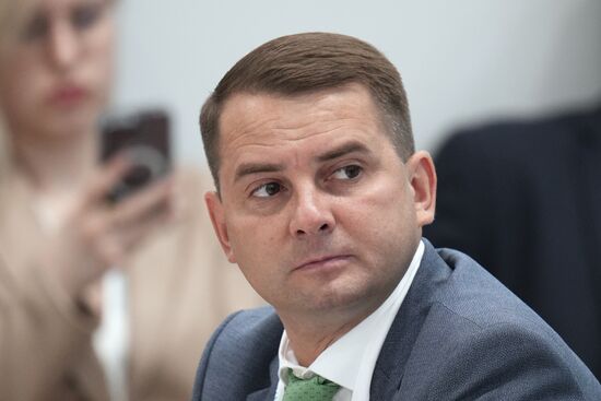 Yaroslav Nilov, Chair of the State Duma Committee on Labor, Social Policy and Veteran Issues. Diplomacy of the New Multipolar World, a session during the 14th Russia - Islamic World: KazanForum International Economic Forum. Crediting the source is mandatory when using the photo. Location: Russia, Republic of Tatarstan, Kazan. Author: Alexei Danichev/ANO “Directorate for Sports and Social Projects”. KAZANFORUM 2023. Diplomacy of New Multipolar World