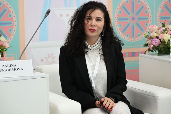 Zalina Muradimova, owner of the premium biohacking clinic QuantumQulto and the network of wellness and spa Centres Deva Monoi, at the Beauty and Health According to Sharia Standards session held as part of the 14th Russia - Islamic World: KazanForum International Economic Forum. Crediting the source is mandatory when using the photo. Location: Russia, Republic of Tatarstan, Kazan. Author: Maksim Bogodvid/ANO “Directorate for Sports and Social Projects”. KAZANFORUM 2023. Beauty and health according to Sharia standards