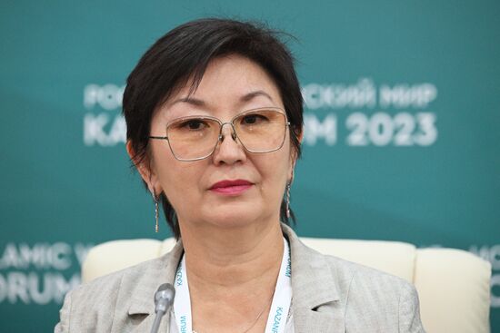 Botagoz Turdalieva, Doctor of Medical Sciences, Professor, Rector of the Kazakhstan Medical University - Higher School of Public Health, Republic of Kazakhstan, at a press conference on Russian universities' international cooperation with Kazakhstan and Uzbekistan, held as part of the 14th Russia - Islamic World: KazanForum International Economic Forum. Crediting the source is mandatory when using the photo. Location: Russia, Republic of Tatarstan, Kazan. Author: Ramil Sitdikov/ANO “Directorate for Sports and Social Projects”. KAZANFORUM 2023. Press conference on international cooperation of Russian universities with Kazakhstan and Uzbekistan