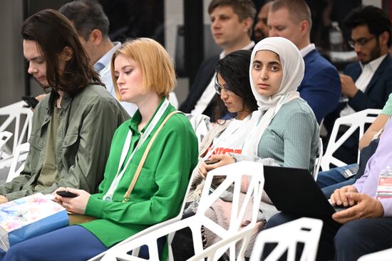 Participants in the Exporting IT Solutions to OIC Countries panel discussion held as part of the 14th Russia - Islamic World: KazanForum International Economic Forum. Crediting the source is mandatory when using the photo. Location: Russia, Republic of Tatarstan, Kazan. Author: Maksim Bogodvid/ANO “Directorate for Sports and Social Projects”. KAZANFORUM 2023. Exporting IT Solutions to OIC Countries
