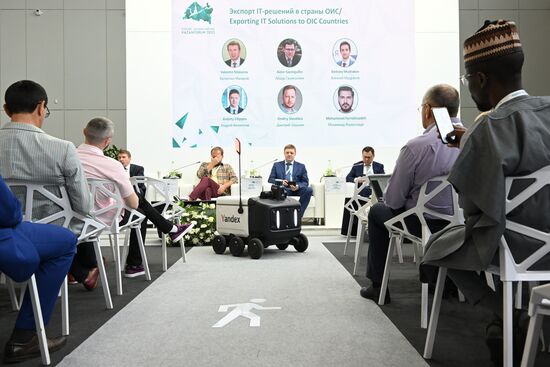 Participants in the Exporting IT Solutions to OIC Countries panel discussion held as part of the 14th Russia - Islamic World: KazanForum International Economic Forum. Crediting the source is mandatory when using the photo. Location: Russia, Republic of Tatarstan, Kazan. Author: Maksim Bogodvid/ANO “Directorate for Sports and Social Projects”. KAZANFORUM 2023. Exporting IT Solutions to OIC Countries