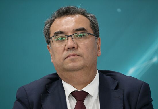 Obidjon Khamidov, Rector of Bukhara State University (Uzbekistan). Open University Russia-Islamic World, a session during the 14th Russia - Islamic World: KazanForum International Economic Forum. Crediting the source is mandatory when using the photo. Location: Russia, Republic of Tatarstan, Kazan. Author: Vladimir Astapkovich/ANO “Directorate for Sports and Social Projects”. KAZANFORUM 2023. Open University Russia-Islamic World