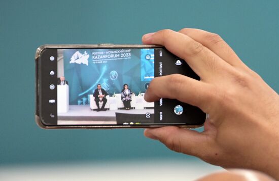 Open University Russia-Islamic World, a session during the 14th Russia - Islamic World: KazanForum International Economic Forum. Crediting the source is mandatory when using the photo. Location: Russia, Republic of Tatarstan, Kazan. Author: Vladimir Astapkovich/ANO “Directorate for Sports and Social Projects”. KAZANFORUM 2023. Open University Russia-Islamic World