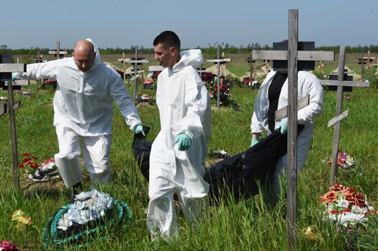 Russia Ukraine Military Operation Remains Reburial