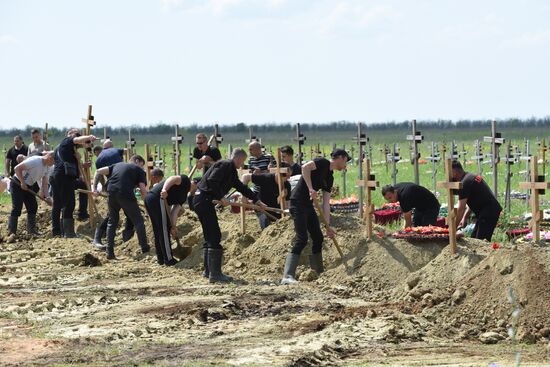 Russia Ukraine Military Operation Remains Reburial