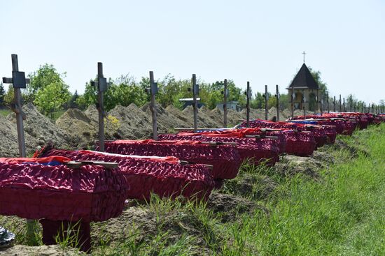 Russia Ukraine Military Operation Remains Reburial