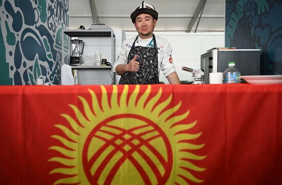 Opening of the International Cup of Chefs KazanForum 2023 as part of the 14th Russia - Islamic World: KazanForum International Economic Forum. Chefs' national teams from 11 countries will compete in the art of cuistine. Crediting the source is mandatory when using the photo. Location: Russia, Republic of Tatarstan, Kazan. Author: Svetlana Shevchenko/ANO “Directorate for Sports and Social Projects”. KAZANFORUM 2023. Dialogue of Cultures: Opening of the International Cup of Chefs KazanForum 2023