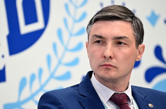 Salavat Rakhimov, Advisor to the Office of the President of Tatarstan on Anti-Corruption Policy, at State and Business in Digital Security, a session during the 14th Russia - Islamic World: KazanForum International Economic Forum. Crediting the source is mandatory when using the photo. Location: Russia, Republic of Tatarstan, Kazan. Author: Alexey Maishev/ANO “Directorate for Sports and Social Projects”. KAZANFORUM 2023. State and Business in Digital Security