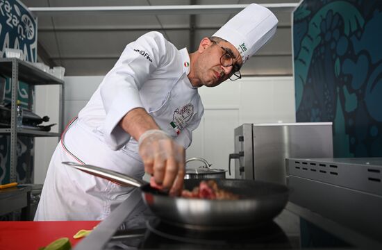 Opening of the International Cup of Chefs KazanForum 2023 as part of the 14th Russia - Islamic World: KazanForum International Economic Forum. Chefs' national teams from 11 countries will compete in the art of cuistine. Crediting the source is mandatory when using the photo. Location: Russia, Republic of Tatarstan, Kazan. Author: Svetlana Shevchenko/ANO “Directorate for Sports and Social Projects”. KAZANFORUM 2023. Dialogue of Cultures: Opening of the International Cup of Chefs KazanForum 2023