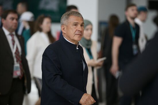 President of the Republic of Tatarstan at the 14th Russia - Islamic World: KazanForum International Economic Forum. Crediting the source is mandatory when using the photo. Location: Russia, Republic of Tatarstan, Kazan. Author: Vladimir Astapkovich/ANO “Directorate for Sports and Social Projects”. Head of Republic of Tatarstan Rustam Minnikhanov visits KAZANFORUM 2023