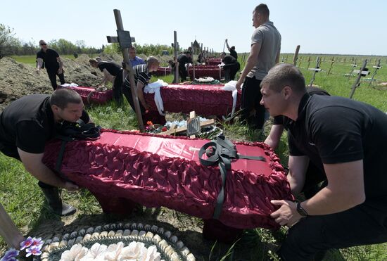 Russia Ukraine Military Operation Remains Reburial