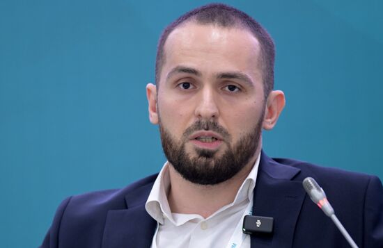 Akhmed Arsayev, Financial Director, Sheikh Zayed Foundation for Entrepreneurship and Innovation Support LLC, at the session, My Investment Success in Russia, held as part of the 14th Russia - Islamic World: KazanForum International Economic Forum. Crediting the source is mandatory when using the photo. Location: Russia, Republic of Tatarstan, Kazan. Author: Pavel Lisitsyn/ANO “Directorate for Sports and Social Projects”. KAZANFORUM 2023. My Investment Success in Russia