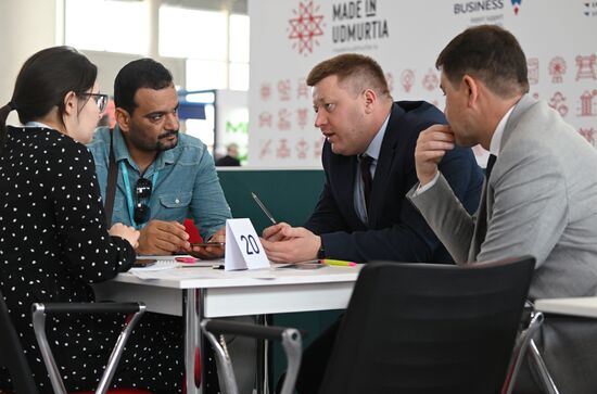 KAZANFORUM 2023. Sidelines