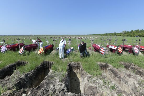 Russia Ukraine Military Operation Remains Reburial