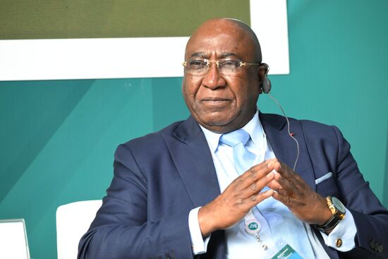 Cheick Keita, expert analyst at the Legal & Economic Directorate of the Evaluation of International Perspectives with OECD, founding President of CIDIGA (Chamber of Initiatives for the Development of Group Investments in Africa) and President of Open Business Africa business network, at the session on The Sustainable Transformation of Companies and Communities in the Global Challenges of the 21st Century as part of the XIV International Economic Forum RUSSIA — ISLAMIC WORLD: KAZANFORUM 2023. Crediting the source is mandatory when using the photo. Location: Russia, Republic of Tatarstan, Kazan. Author: Ilya Pitalev/ANO “Directorate for Sports and Social Projects”. KAZANFORUM 2023. The Sustainable Transformation of Companies and Communities in the Global Challenges of the 21st Century