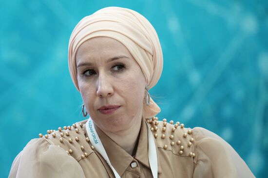 KAZANFORUM 2023. Features of Negotiating in the OIC Countries: Protocol, Etiquette, Culture