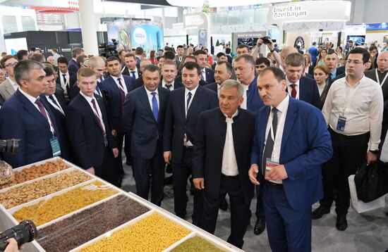 Head of the Republic of Tatarstan Rustam Minnikhanov visits the 14th Russia - Islamic World: KazanForum International Economic Forum. Crediting the source is mandatory when using the photo. Location: Russia, Republic of Tatarstan, Kazan. Author: Evgeny Biyatov/ANO “Directorate for Sports and Social Projects”. Head of Republic of Tatarstan Rustam Minnikhanov visits KAZANFORUM 2023