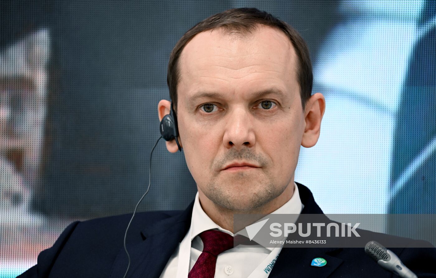 KAZANFORUM 2023. New investment policy tools and territorial development of Russian regions
