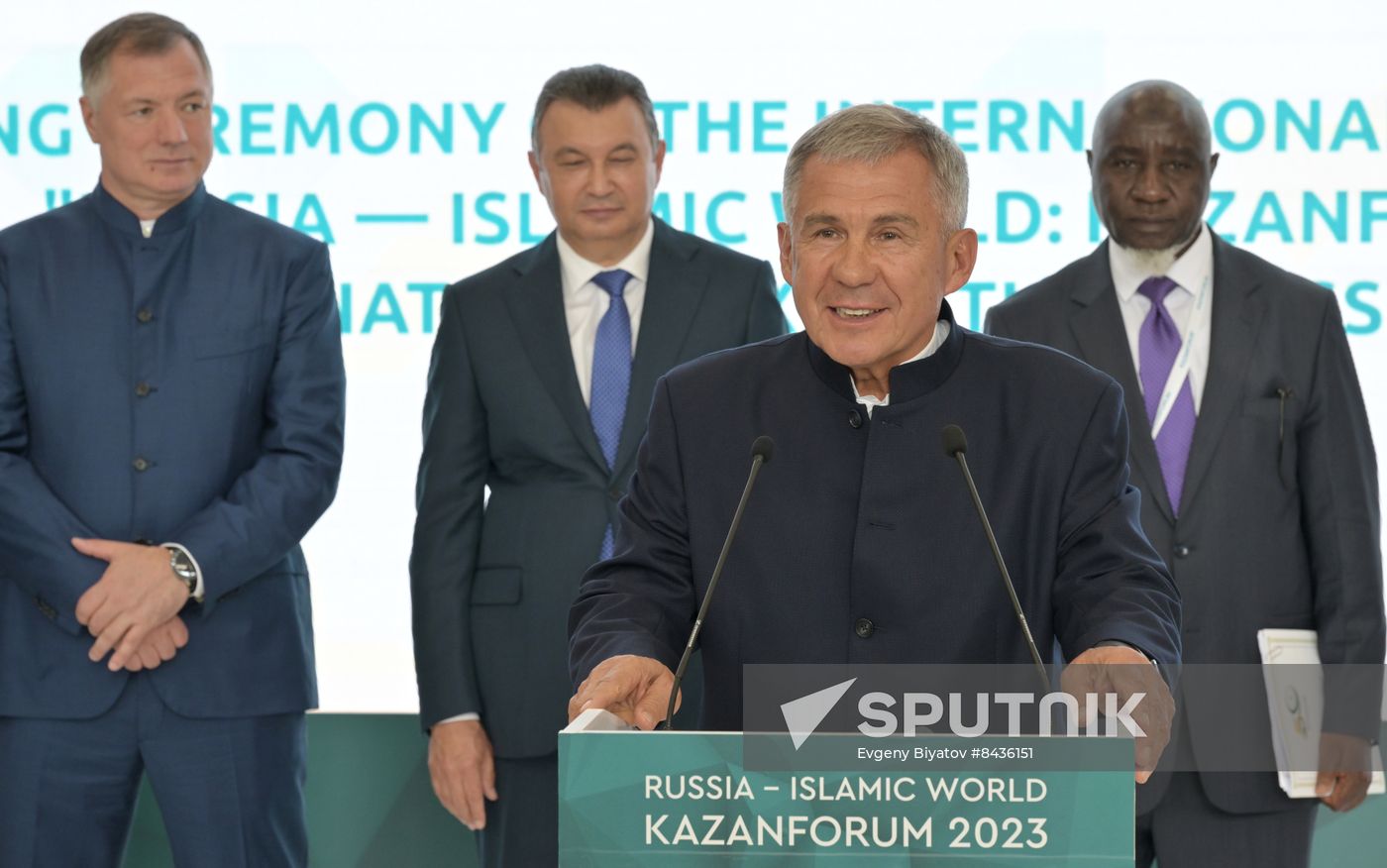 Head of Republic of Tatarstan Rustam Minnikhanov visits KAZANFORUM 2023
