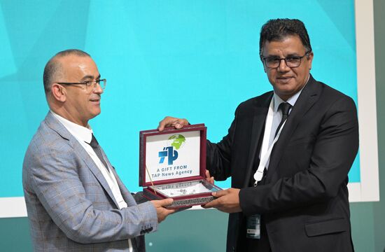 From left: Najeh Missaoui, President and CEO of the Tunisian agency Tunis Afrique Presse, and Mohamed Al-Yami, Director General of the OIC News Agencies Union, at the signing ceremony of an agreement on the development and strengthening of bilateral professional cooperation in the information field after the session on Russia and the Islamic World: Media Cooperation for Sustainable Development and Economic Prosperity as part of the XIV International Economic Forum RUSSIA — ISLAMIC WORLD: KAZANFORUM 2023. Crediting the source is mandatory when using the photo. Location: Russia, Republic of Tatarstan, Kazan. Author: Alexandr Kryazhev/ANO “Directorate for Sports and Social Projects”. KAZANFORUM 2023. Russia and the Islamic World: Media Cooperation for Sustainable Development and Economic Prosperity