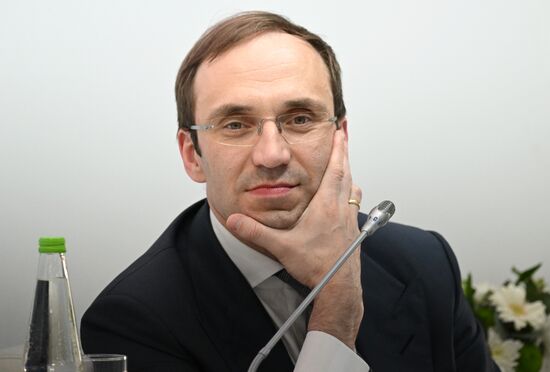 KAZANFORUM 2023. Electronic industry in the context of global challenges: prospects and ways of cooperation in the OIC countries