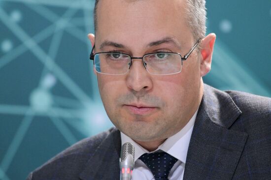 Advisor to the Head of Rosselkhoznadzor Artyom Daushev at the Drivers for the development of Russian AIC export: Halal products session held as part of the 14th Russia - Islamic World: KazanForum International Economic Forum. Photos may be used subject to the terms in the forum-specific section of the media bank. Location: Russia, Republic of Tatarstan, Kazan. Author: Alexey Nikolskiy/ANO “Directorate for Sports and Social Projects”. KAZANFORUM 2023. Drivers for the development of Russian AIC export: Halal products