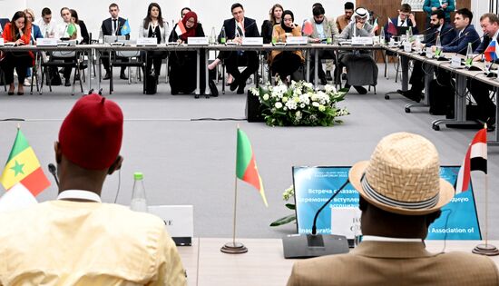 Participants in a session, OIC Young Diplomats Forum, during the 14th Russia - Islamic World: KazanForum International Economic Forum. Photos may be used as stated in the media bank section dedicated to the forum. Location: Russia, Republic of Tatarstan, Kazan. Author: Alexey Maishev/ANO “Directorate for Sports and Social Projects”. KAZANFORUM 2023. OIC Young Diplomats Forum
