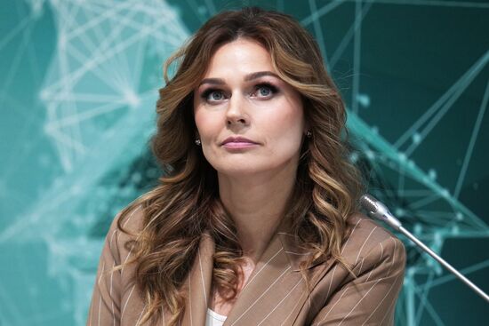 Match TV channel host Olga Vasyukova at the Sport is a Factor of Sustainable Partnership session held as part of the 14th Russia - Islamic World: KazanForum International Economic Forum. Photos may be used subject to the terms in the forum-specific section of the media bank. Location: Russia, Republic of Tatarstan, Kazan. Author: Alexei Danichev/ANO “Directorate for Sports and Social Projects”. KAZANFORUM 2023. Sport is a factor of sustainable partnership