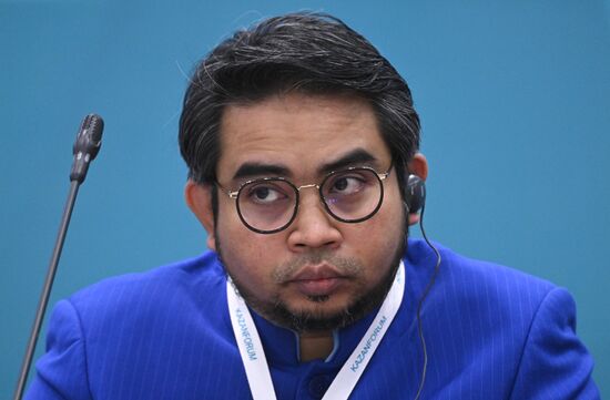 Ahmad Sani Abdul Alim Arabi, Chief Executive Officer of the Malaysian Advisory Council of Islamic Organizations, at the session on Tools to Support Initiatives and Projects for Introduction and Implementation in the OIC Countries as part of the XIV International Economic Forum RUSSIA — ISLAMIC WORLD: KAZANFORUM 2023. Photos may be used as stated in the media bank section concerning the forum. Location: Russia, Republic of Tatarstan, Kazan. Author: Kirill Kallinikov/ANO “Directorate for Sports and Social Projects”. KAZANFORUM 2023. Tools to Support Initiatives and Projects for OIC Countries