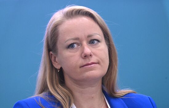 Svetlana Egelskaya, Director of the Leadership Project Management Center, ASI, at the session on Tools to Support Initiatives and Projects for Introduction and Implementation in the OIC Countries as part of the XIV International Economic Forum RUSSIA — ISLAMIC WORLD: KAZANFORUM 2023. Photos may be used as stated in the media bank section concerning the forum. Location: Russia, Republic of Tatarstan, Kazan. Author: Kirill Kallinikov/ANO “Directorate for Sports and Social Projects”. KAZANFORUM 2023. Tools to Support Initiatives and Projects for OIC Countries