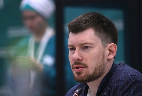 Andrei Doroshenko, Director, Initiatives Laboratory, Agency for Strategic Initiatives, takes part in the session Tools to Support Initiatives and Projects for OIC Countries, part of the 14th International Economic Forum RUSSIA — ISLAMIC WORLD: KAZANFORUM. Photos may be used as stated in the media bank's Forum section. Location: Russia, Republic of Tatarstan, Kazan. Author: Kirill Kallinikov/ANO “Directorate for Sports and Social Projects”. KAZANFORUM 2023. Tools to Support Initiatives and Projects for OIC Countries