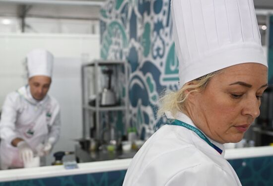 The International Chefs' Cup during the 14th Russia - Islamic World: KazanForum international economic forum. National teams from 11 countries compete in culinary art. Photos may be used subject to the terms in the forum-specific section of the media bank. Location: Russia, Republic of Tatarstan, Kazan. Author: Kirill Kallinikov/ANO “Directorate for Sports and Social Projects”. KAZANFORUM 2023. International Chefs' Cup