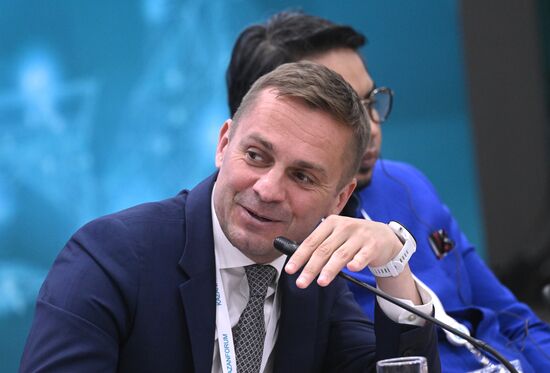 Mikhail Makarov, Director of the International Relations Office, ASI, at the session on Tools to Support Initiatives and Projects for Introduction and Implementation in the OIC Countries as part of the XIV International Economic Forum RUSSIA — ISLAMIC WORLD: KAZANFORUM 2023. Photos may be used as stated in the media bank section concerning the forum. Location: Russia, Republic of Tatarstan, Kazan. Author: Kirill Kallinikov/ANO “Directorate for Sports and Social Projects”. KAZANFORUM 2023. Tools to Support Initiatives and Projects for OIC Countries