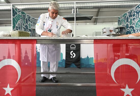 The International Chefs' Cup during the 14th Russia - Islamic World: KazanForum international economic forum. National teams from 11 countries compete in culinary art. Photos may be used subject to the terms in the forum-specific section of the media bank. Location: Russia, Republic of Tatarstan, Kazan. Author: Kirill Kallinikov/ANO “Directorate for Sports and Social Projects”. KAZANFORUM 2023. International Chefs' Cup