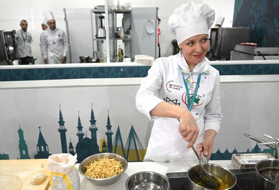 The International Chefs' Cup during the 14th Russia - Islamic World: KazanForum international economic forum. National teams from 11 countries compete in culinary art. Photos may be used subject to the terms in the forum-specific section of the media bank. Location: Russia, Republic of Tatarstan, Kazan. Author: Kirill Kallinikov/ANO “Directorate for Sports and Social Projects”. KAZANFORUM 2023. International Chefs' Cup