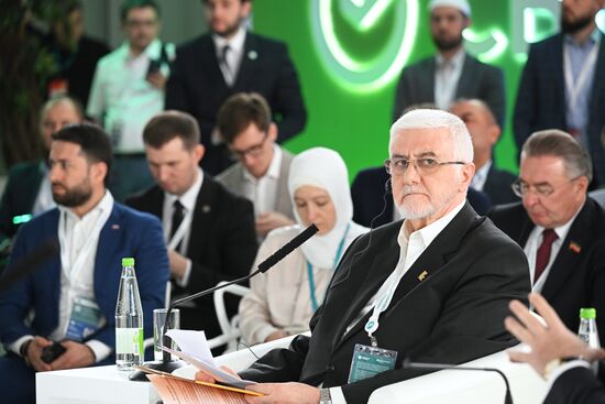 Majid Ghassemi, Chairman of the Management Board of Pasargad Bank. SBER Leadership in the Development of Partnership Finance in the Russian Federation, a session during the 14th Russia - Islamic World: KazanForum international economic forum. Photos may be used subject to the terms in the forum-specific section of the media bank. Location: Russia, Republic of Tatarstan, Kazan. Author: Ramil Sitdikov/ANO “Directorate for Sports and Social Projects”. KAZANFORUM 2023. SBER Leadership in the Development of Partnership Finance in the Russian Federation