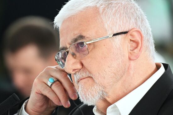 Majid Ghassemi, Chairman of the Management Board of Pasargad Bank. SBER Leadership in the Development of Partnership Finance in the Russian Federation, a session during the 14th Russia - Islamic World: KazanForum international economic forum. Photos may be used subject to the terms in the forum-specific section of the media bank. Location: Russia, Republic of Tatarstan, Kazan. Author: Ramil Sitdikov/ANO “Directorate for Sports and Social Projects”. KAZANFORUM 2023. SBER Leadership in the Development of Partnership Finance in the Russian Federation