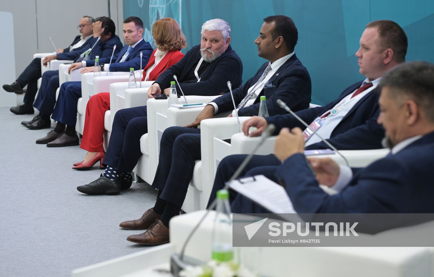 KAZANFORUM 2023. Features and Algorithms of SMEs Entering the Market of the Islamic World