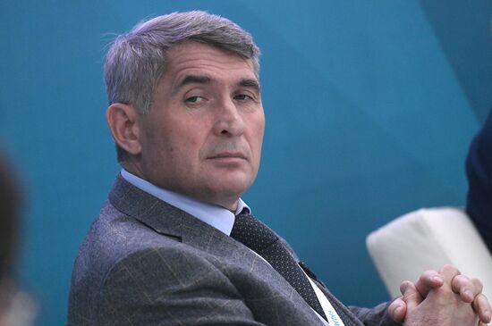 Head of Chuvashia Oleg Nikolayev at the Development of the Market for Digital Financial Assets session held as part of the 14th Russia - Islamic World: KazanForum International Economic Forum. Photos may be used subject to the terms in the forum-specific section of the media bank. Location: Russia, Republic of Tatarstan, Kazan. Author: Kirill Kallinikov/ANO “Directorate for Sports and Social Projects”. KAZANFORUM 2023. Development of the Market for Digital Financial Assets