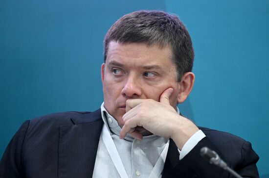 Deputy Speaker of the Federation Council Nikolai Zhuravlyov at the Development of the Market for Digital Financial Assets session held as part of the 14th Russia - Islamic World: KazanForum International Economic Forum. Photos may be used subject to the terms in the forum-specific section of the media bank. Location: Russia, Republic of Tatarstan, Kazan. Author: Kirill Kallinikov/ANO “Directorate for Sports and Social Projects”. KAZANFORUM 2023. Development of the Market for Digital Financial Assets