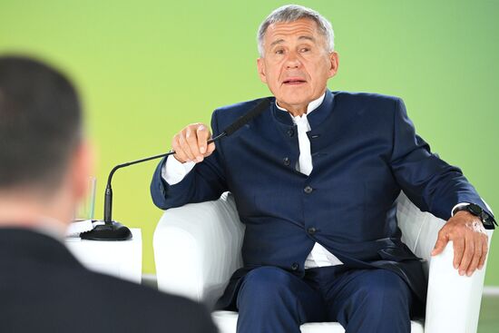 President of the Republic of Tatarstan Rustam Minnikhanov. SBER Leadership in the Development of Partnership Finance in the Russian Federation, a session during the 14th Russia - Islamic World: KazanForum international economic forum. Photos may be used subject to the terms in the forum-specific section of the media bank. Location: Russia, Republic of Tatarstan, Kazan. Author: Ramil Sitdikov/ANO “Directorate for Sports and Social Projects”. KAZANFORUM 2023. SBER Leadership in the Development of Partnership Finance in the Russian Federation