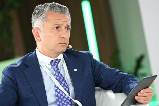 Gurban-Zadeh Behnam, Managing Director – Head of Sberbank’s Centre for Partnership Finance and Special Projects. SBER Leadership in the Development of Partnership Finance in the Russian Federation, a session during the 14th Russia - Islamic World: KazanForum international economic forum. Photos may be used subject to the terms in the forum-specific section of the media bank. Location: Russia, Republic of Tatarstan, Kazan. Author: Ramil Sitdikov/ANO “Directorate for Sports and Social Projects”. KAZANFORUM 2023. SBER Leadership in the Development of Partnership Finance in the Russian Federation