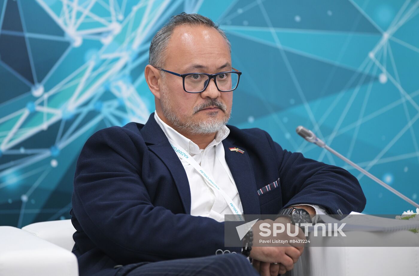 KAZANFORUM 2023. Features and Algorithms of SMEs Entering the Market of the Islamic World