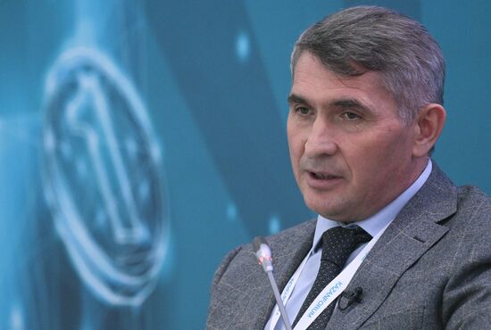 Head of Chuvashia Oleg Nikolayev at the Development of the Market for Digital Financial Assets session held as part of the 14th Russia - Islamic World: KazanForum International Economic Forum. Photos may be used subject to the terms in the forum-specific section of the media bank. Location: Russia, Republic of Tatarstan, Kazan. Author: Kirill Kallinikov/ANO “Directorate for Sports and Social Projects”. KAZANFORUM 2023. Development of the Market for Digital Financial Assets