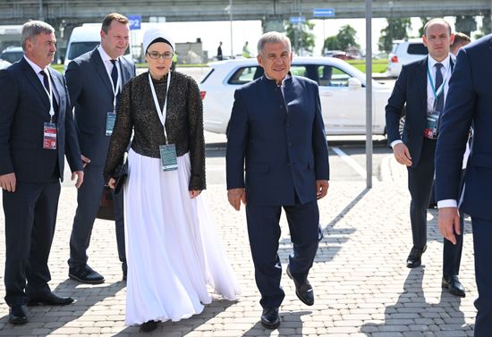 Head of the Tatarstan Republic Rustam Minnikhanov at the 14th Russia - Islamic World: KazanForum International Economic Forum. Photos may be used subject to the terms in the forum-specific section of the media bank. Location: Russia, Republic of Tatarstan, Kazan. Author: Ilya Pitalev/ANO “Directorate for Sports and Social Projects”. KAZANFORUM 2023. Sidelines