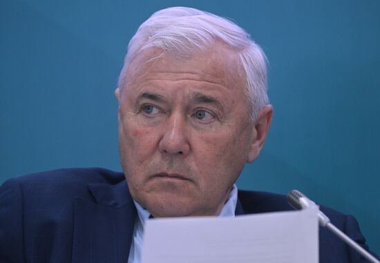 Chairperson of the State Duma Committee for Financial Market Anatoly Aksakov at the session, Prospects of Legal Regulation of Partner Financing in Russia, held as part of the 14th Russia - Islamic World: KazanForum International Economic Forum. Photos may be used subject to the terms in the forum-specific section of the media bank. Location: Russia, Republic of Tatarstan, Kazan. Author: Kirill Kallinikov/ANO “Directorate for Sports and Social Projects”. KAZANFORUM 2023. Prospects of Legal Regulation of Partner Financing in Russia