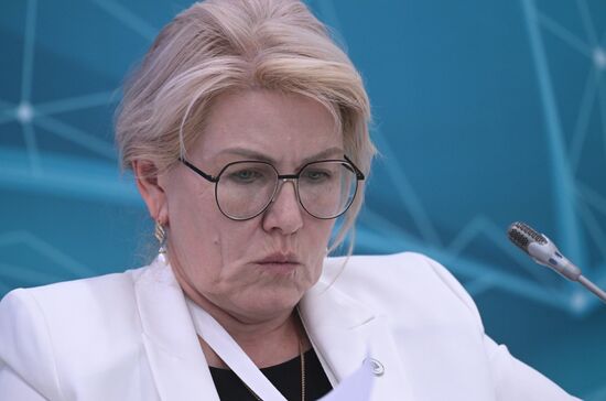 Advisor to the Chair of the National Bank of Kyrgyzstan Madina Davletbayeva at the session, Prospects of Legal Regulation of Partner Financing in Russia, held as part of the 14th Russia - Islamic World: KazanForum International Economic Forum. Photos may be used subject to the terms in the forum-specific section of the media bank. Location: Russia, Republic of Tatarstan, Kazan. Author: Kirill Kallinikov/ANO “Directorate for Sports and Social Projects”. KAZANFORUM 2023. Prospects of Legal Regulation of Partner Financing in Russia