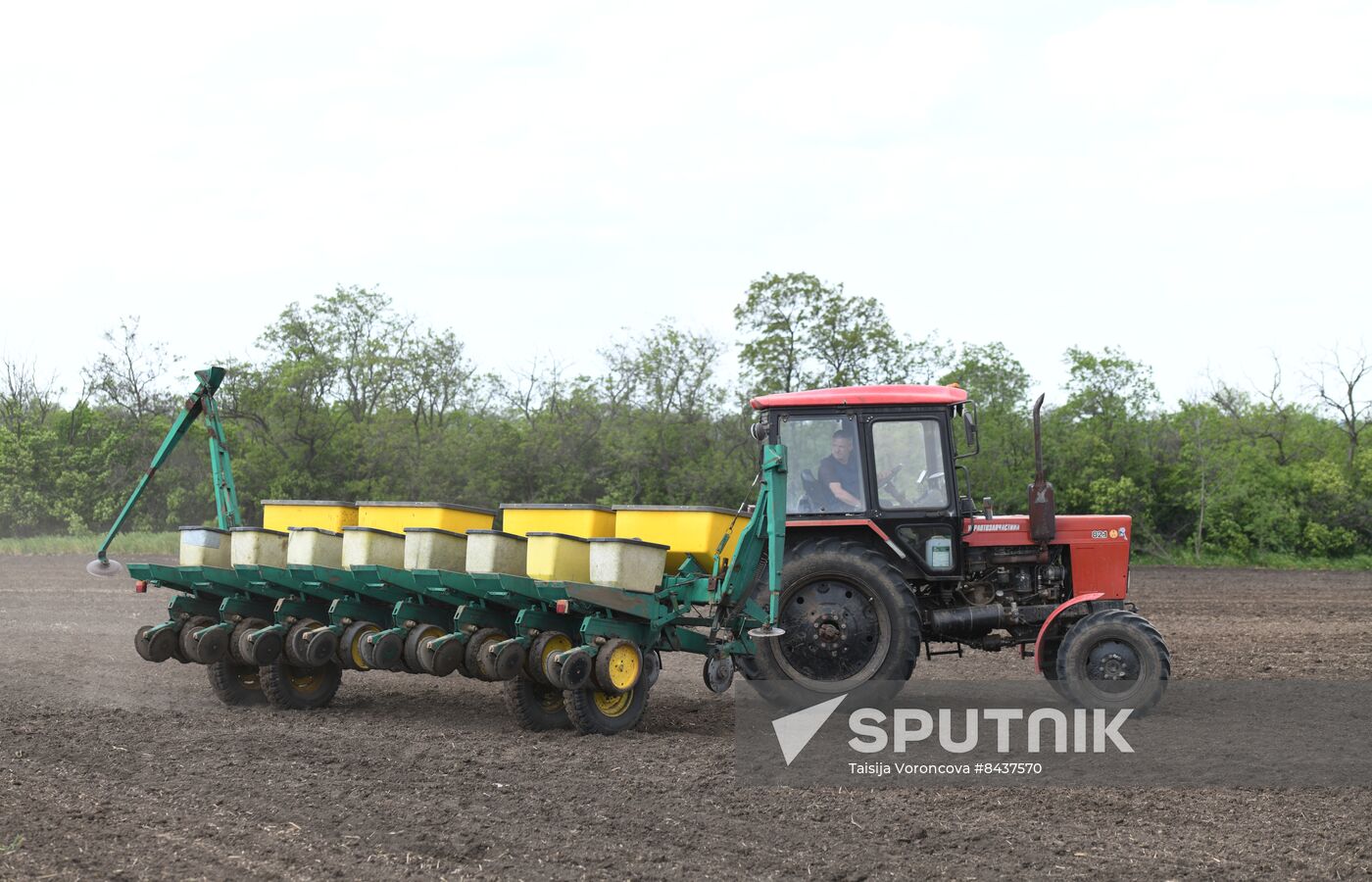 Russia DPR Sowing Campaign